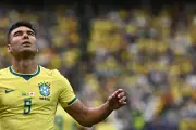 Casemiro fecha com Inter Miami e jogará ao lado de Messi em 2026
