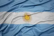 Cocos Capital adquire ativos da Warren e compra banco na Argentina
