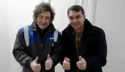 Flávio Bolsonaro trata Brasil como peça no mapa da ultradireita