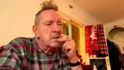 John Lydon critica BLM, monarquia e Sex Pistols em entrevista