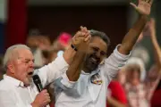 Lula pede que Elmano evite ataques a Ciro no Ceará: 'Não baixe o nível'