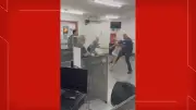 Mulher furta celular de policial dentro de delegacia no DF