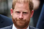 Príncipe Harry e Elton John perdem ação contra Daily Mail