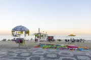 Rio anuncia operação Tolerância Zero contra comércio clandestino na orla