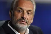 Técnico Desabre sabia da morte do pai antes de coletiva, diz assessor
