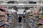Trump anuncia que Walmart reduzirá preços de carne moída em 15%