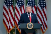 Trump nega envolvimento em finanças após declarar US$1,4 bi em cripto