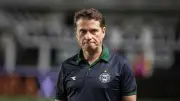 Vasco contrata Fernando Seabra com salário intermediário